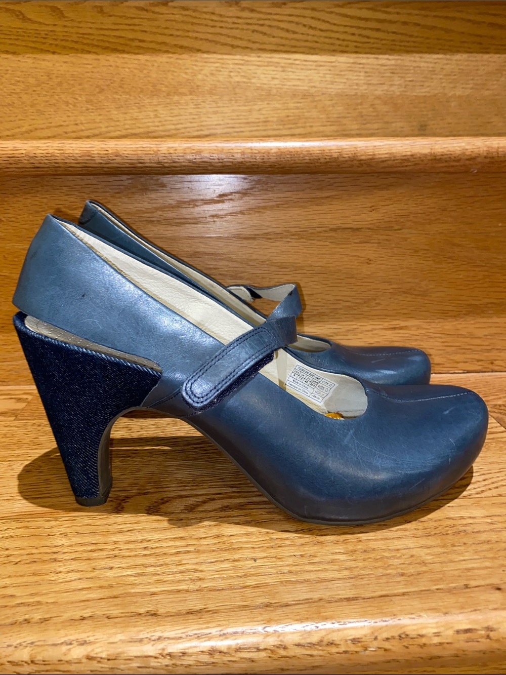 TSUBO Blue / Denim Mary Jane Acrea Sling Back Leather Heels US 9
